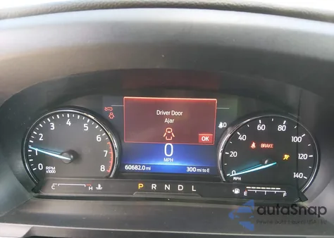 2023 Ford Explorer Xlt z USA, uszkodzony, nr VIN 1FMSK8DH6PGB18956